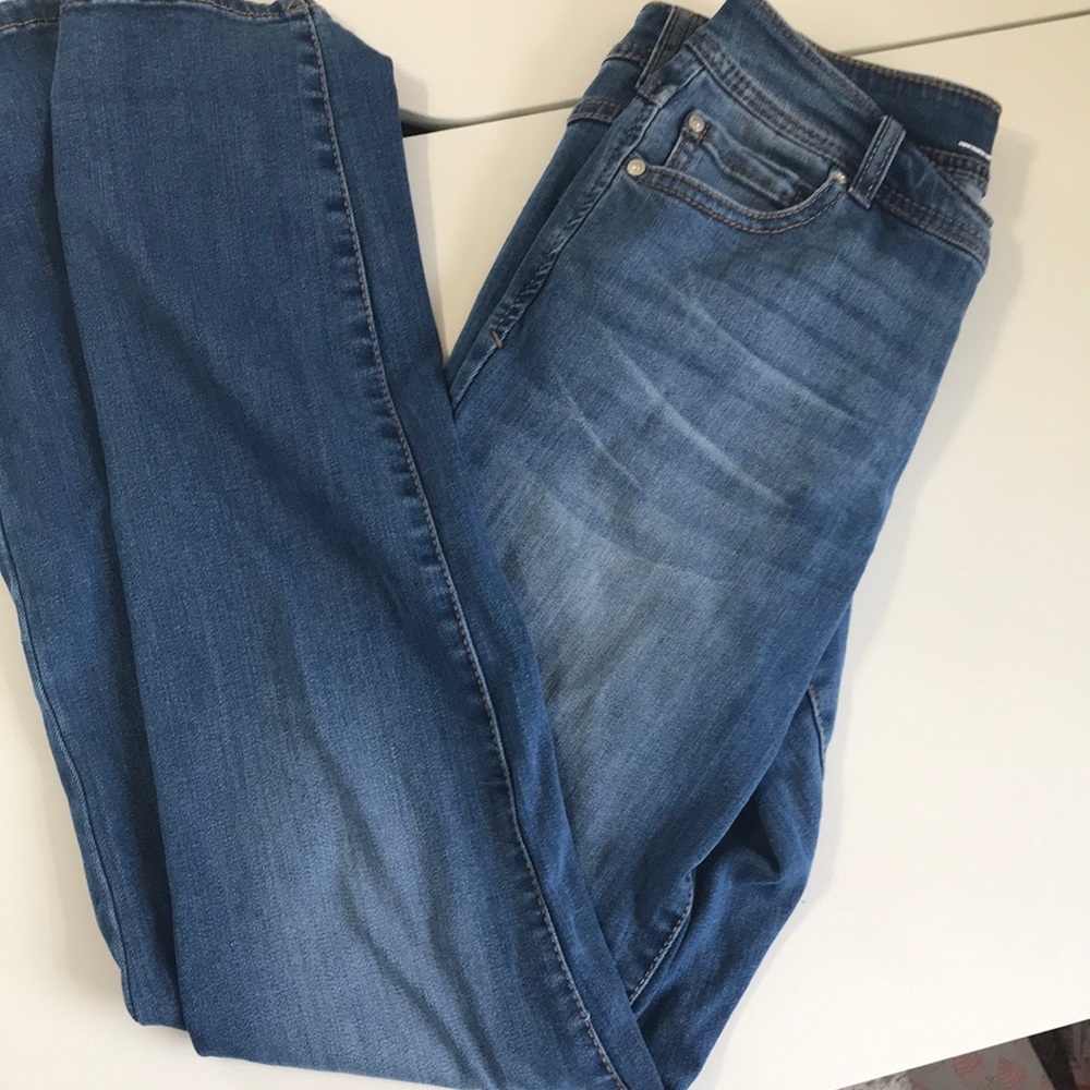 Inc light denim jeans size 6